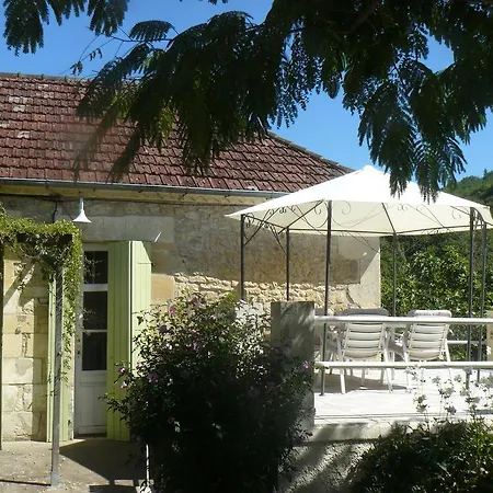 Chambres D'Hotes & Gites Pouget Les Eyzies Room photo