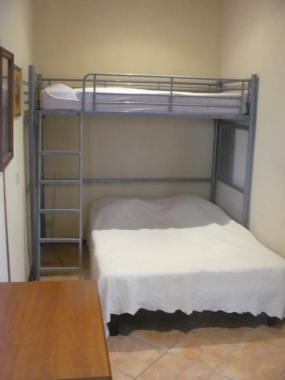 Holiday home D'hotes & Pouget