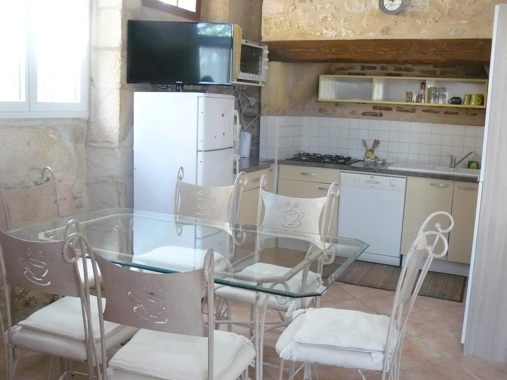 Holiday home D'hotes & Pouget *